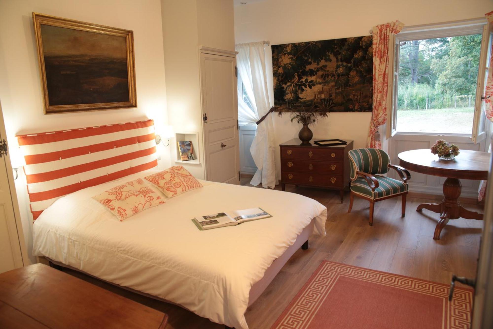 Chateau De Salvert - 4 Gites - 32 Personnes Neuillé Exteriör bild